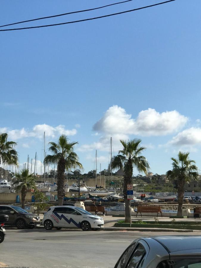 Sir William Strand Daire Gzira Dış mekan fotoğraf